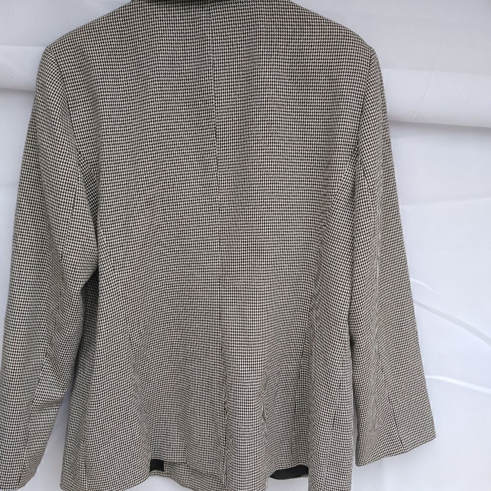 NYP Suit jacket - Picture 2 of 5